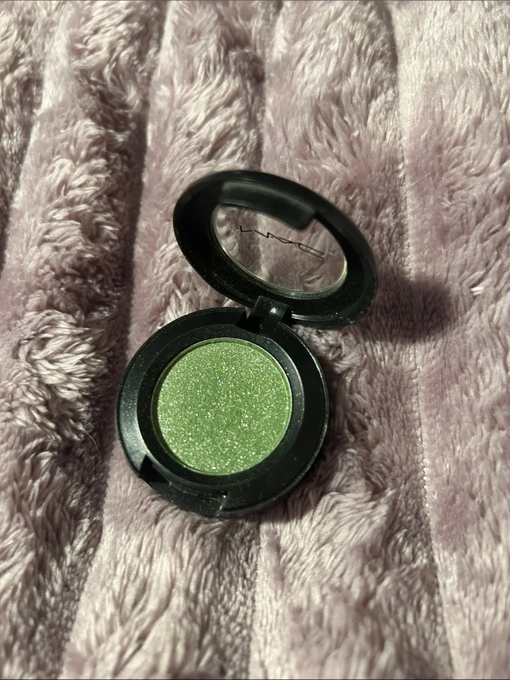 MAC Cosmetics Lustre Eyeshadow Single - Swimming